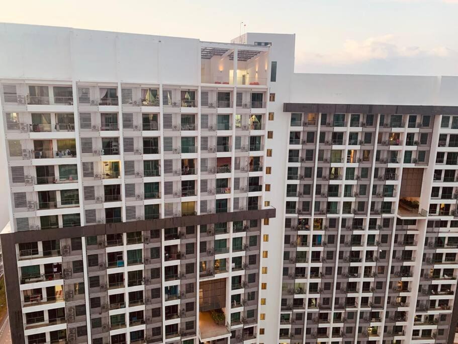 Couples Mind Relaxing Highfloor Staycation 9 Cyberjaya Eksteriør bilde